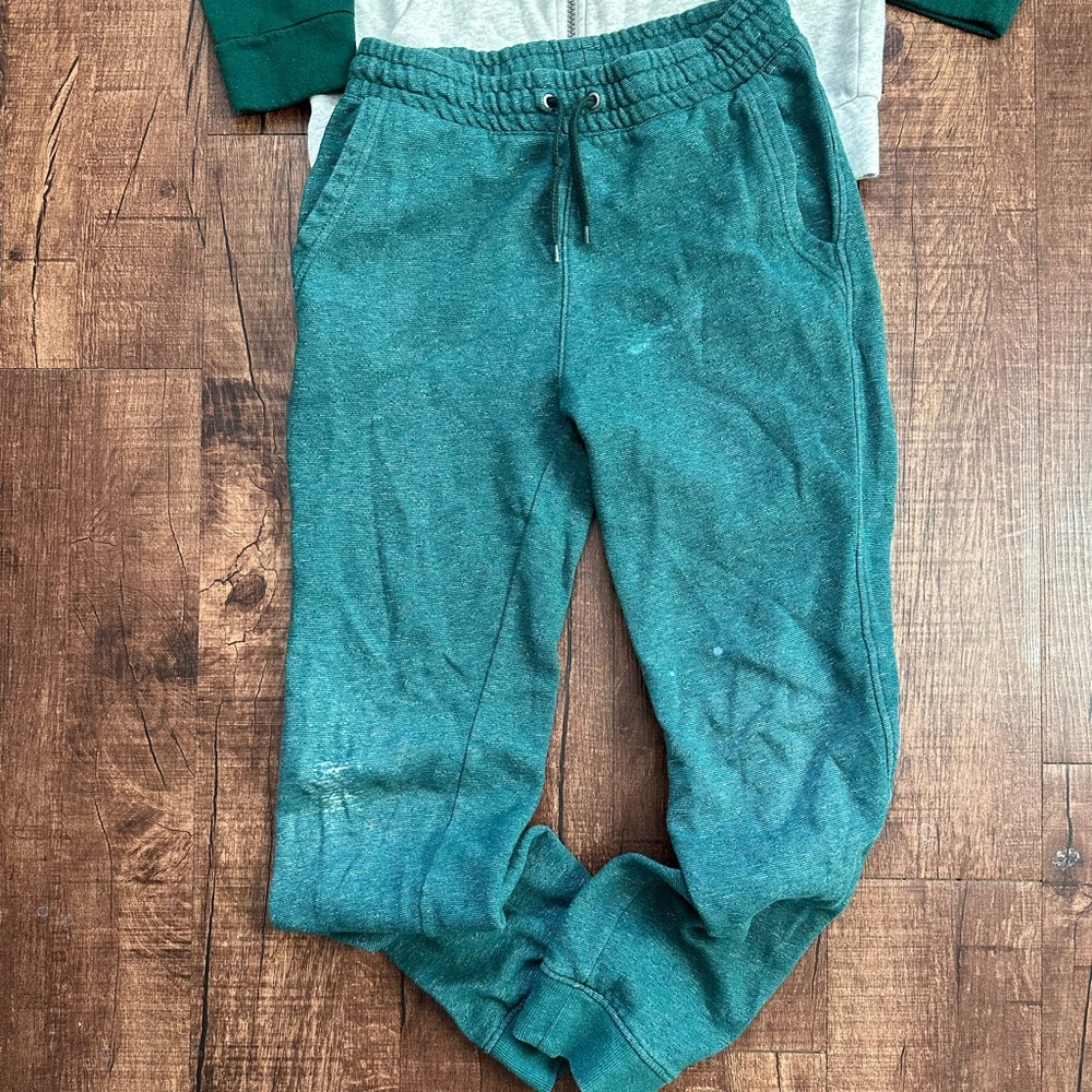 Jogger set - Picture 3 of 6